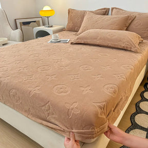 [Pague 1, Leve 2] Capa de Cama Oncília (Suavidade e Estilo em Harmonia!) + BRINDE: 2 Fronhas